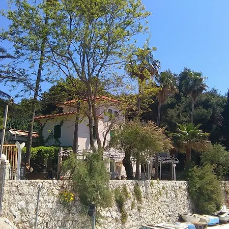 Holiday park Village T.n. Milna 3*